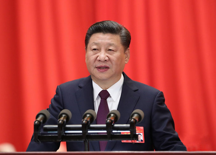 習(xí)主席做十九大報(bào)告 習(xí)主席做十九大報(bào)告